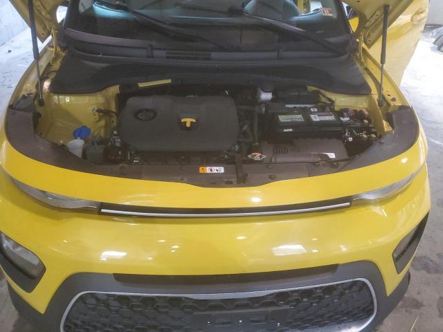 KNDJ23AU9L7106217 - 2020 KIA SOUL LX YELLOW photo 11