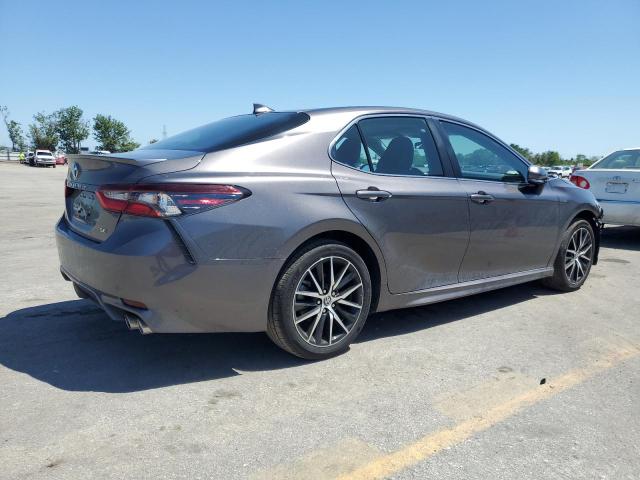 4T1G11AKXPU773736 - 2023 TOYOTA CAMRY SE NIGHT SHADE GRAY photo 3