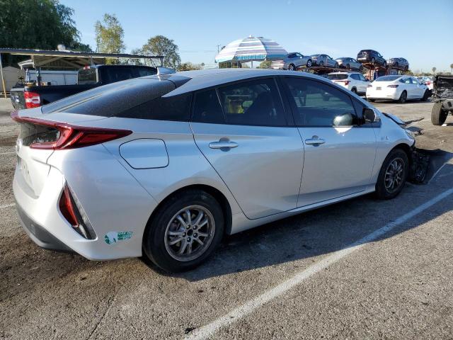 JTDKARFP8H3007397 - 2017 TOYOTA PRIUS PRIM SILVER photo 3