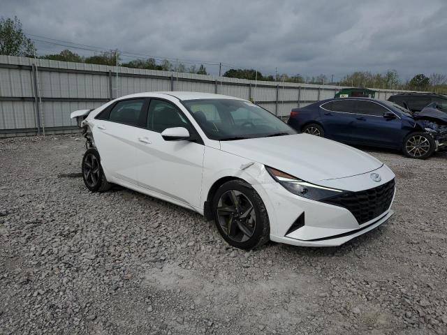 5NPLS4AG7PH102709 - 2023 HYUNDAI ELANTRA SEL WHITE photo 4