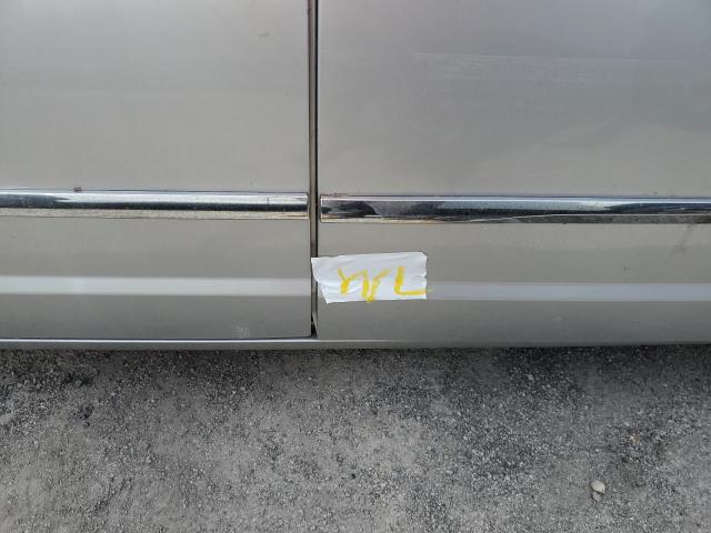 2A4RR8DG9BR789268 - 2011 CHRYSLER TOWN & COU TOURING L SILVER photo 13