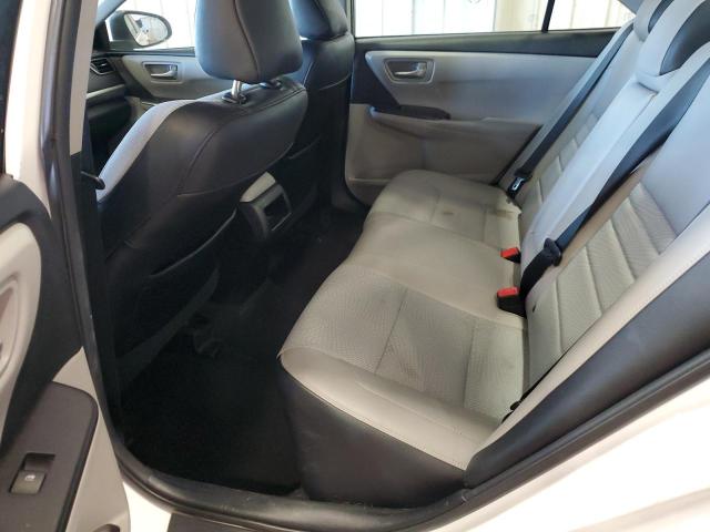 4T1BF1FK1GU211776 - 2016 TOYOTA CAMRY LE WHITE photo 10