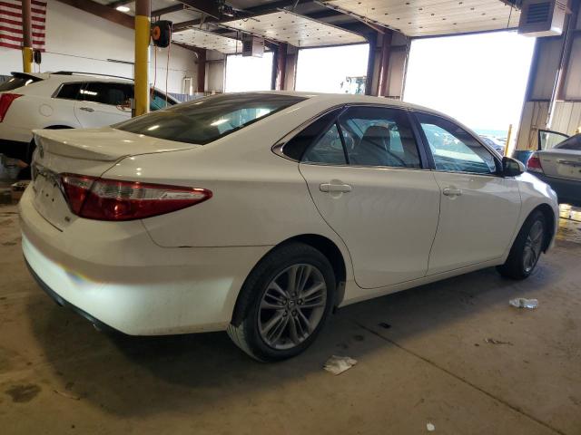 4T1BF1FK1GU211776 - 2016 TOYOTA CAMRY LE WHITE photo 3