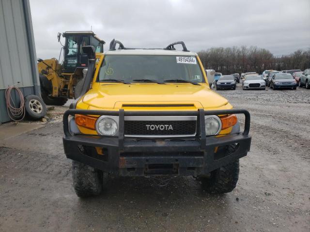 JTEBU11F670030017 - 2007 TOYOTA FJ CRUISER YELLOW photo 5