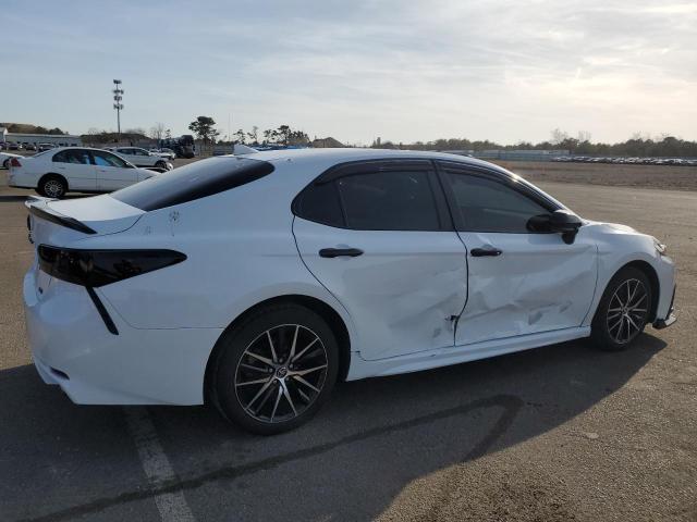 4T1G11AK3PU723521 - 2023 TOYOTA CAMRY SE NIGHT SHADE WHITE photo 3