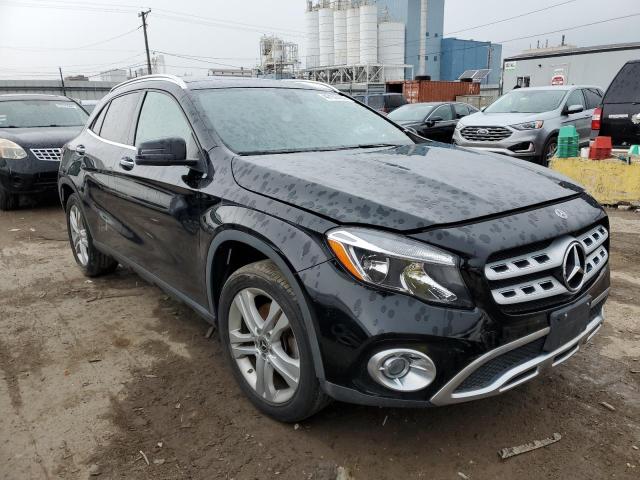 WDCTG4GBXJJ417459 - 2018 MERCEDES-BENZ GLA 250 4MATIC BLACK photo 4