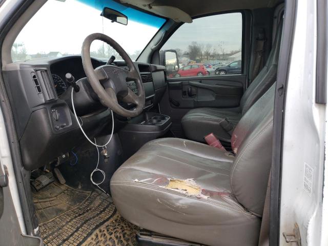 1GCGG25U461248675 - 2006 CHEVROLET EXPRESS G2 WHITE photo 7