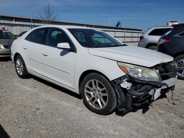 1G11C5SL7FU110876 - 2015 CHEVROLET MALIBU 1LT WHITE photo 4