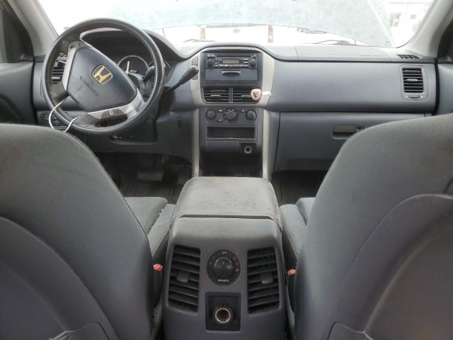 5FNYF28136B023812 - 2006 HONDA PILOT LX GRAY photo 8