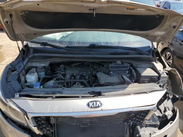 KNDMB5C1XH6284744 - 2017 KIA SEDONA LX TAN photo 12