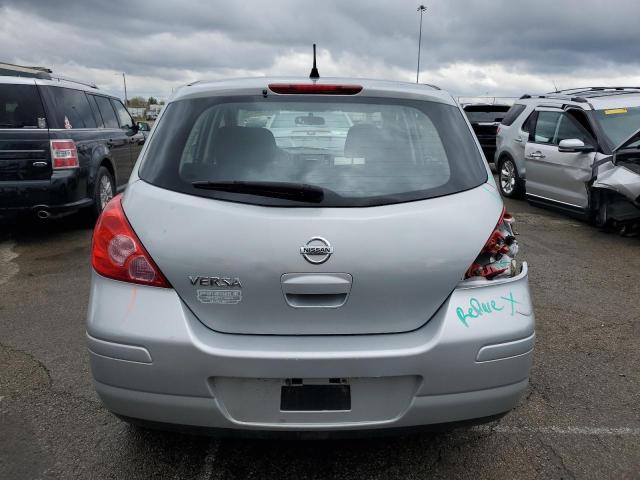 3N1BC1CP7CK802818 - 2012 NISSAN VERSA S SILVER photo 6