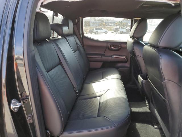 3TMGZ5ANXJM168495 - 2018 TOYOTA TACOMA DOUBLE CAB Чорний фото 10