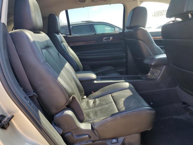 2LMHJ5AT0ABJ50051 - 2010 LINCOLN MKT TAN photo 11