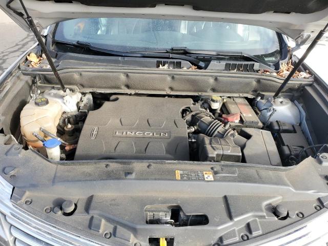 2LMPJ8LR7JBL13759 - 2018 LINCOLN MKX RESERVE Silber Foto 12