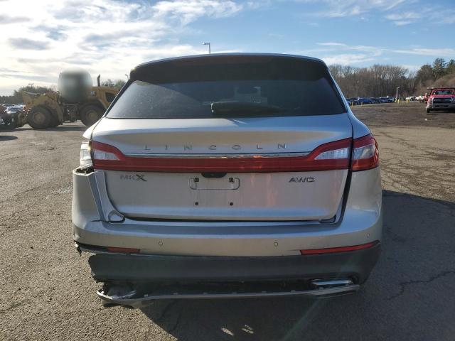 2LMPJ8LR7JBL13759 - 2018 LINCOLN MKX RESERVE Silber Foto 6