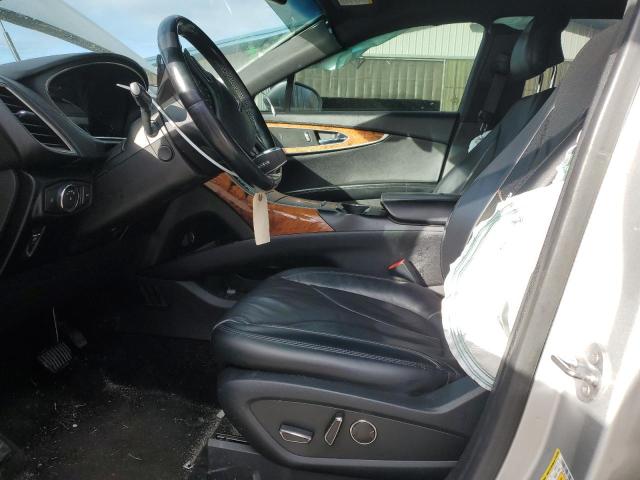 2LMPJ8LR7JBL13759 - 2018 LINCOLN MKX RESERVE Silber Foto 7