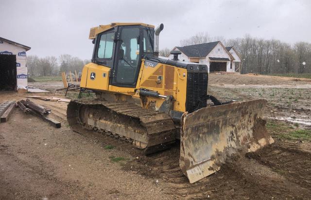 1T0700KXJCE229309 - 2014 JOHN DEERE COMMERCIAL YELLOW photo 1