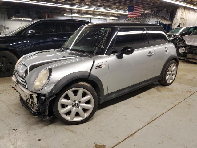 WMWRE335X6TJ36299 - 2006 MINI COOPER S SILVER photo 1