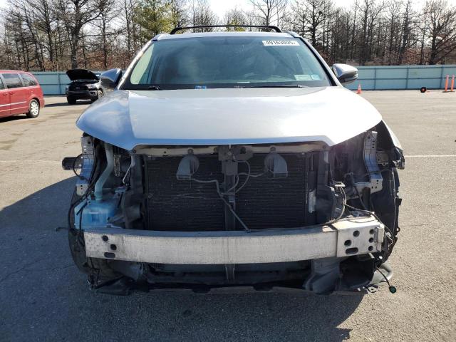 5TDJKRFHXFS116117 - 2015 TOYOTA HIGHLANDER XLE 银色 照片 5