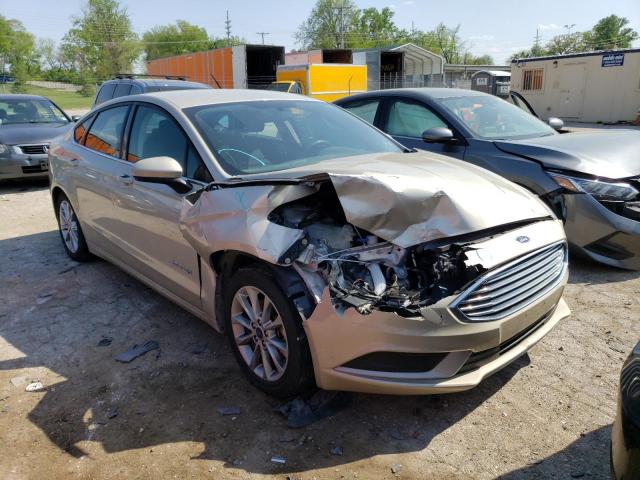 3FA6P0LUXHR385265 - 2017 FORD FUSION SE HYBRID TAN photo 4