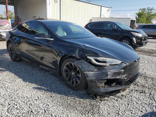 5YJSA1E28JF231866 - 2018 TESLA MODEL S შავი ფოტო 4