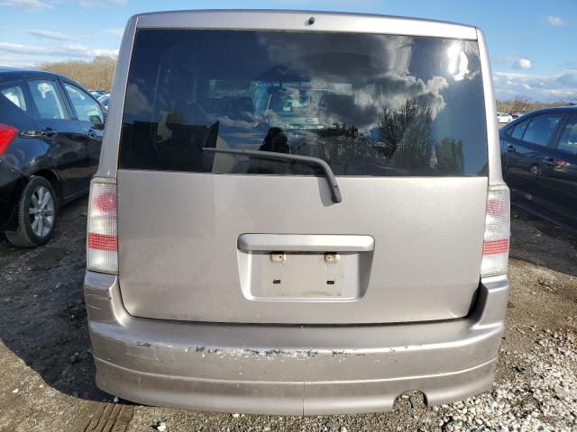 JTLKT324764107571 - 2006 TOYOTA SCION XB SILVER photo 6