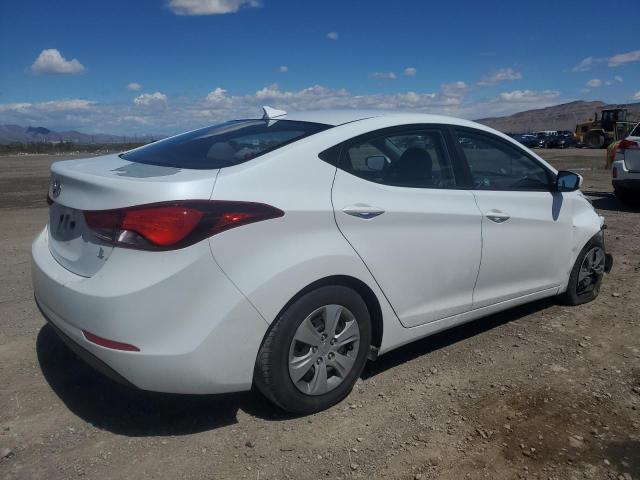 5NPDH4AEXGH759103 - 2016 HYUNDAI ELANTRA SE WHITE photo 3