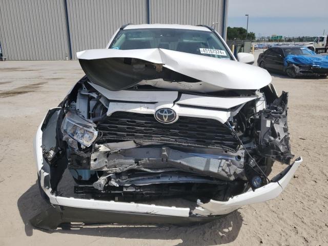 2T3W1RFV1LC083325 - 2020 TOYOTA RAV4 XLE WHITE photo 5