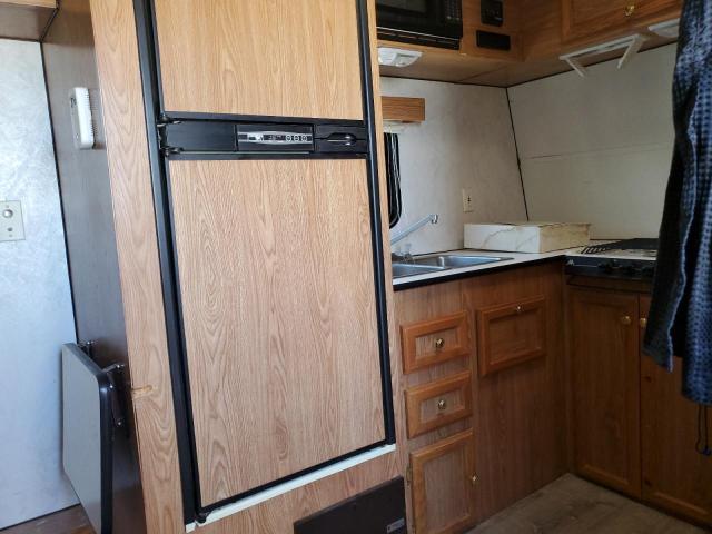 4HXFC20282C050242 - 2002 CAMPER FUNRUNNER 白色 照片 5