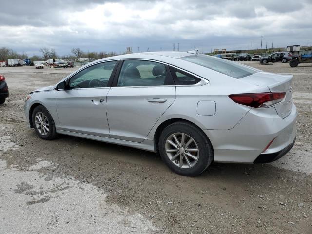 5NPE24AF7JH676542 - 2018 HYUNDAI SONATA SE SILVER photo 2