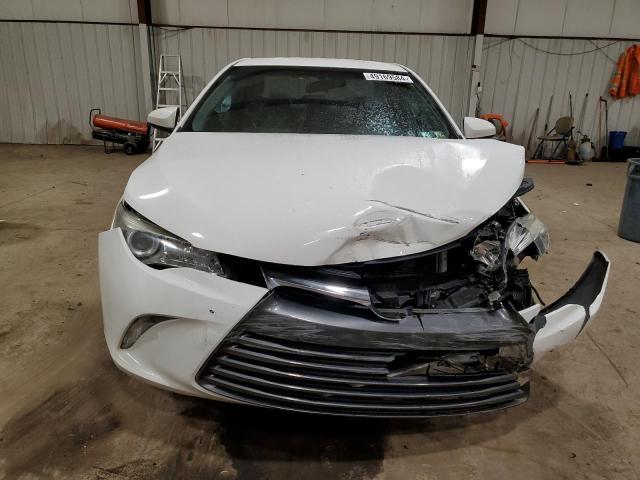 4T1BF1FK1HU683381 - 2017 TOYOTA CAMRY LE WHITE photo 5