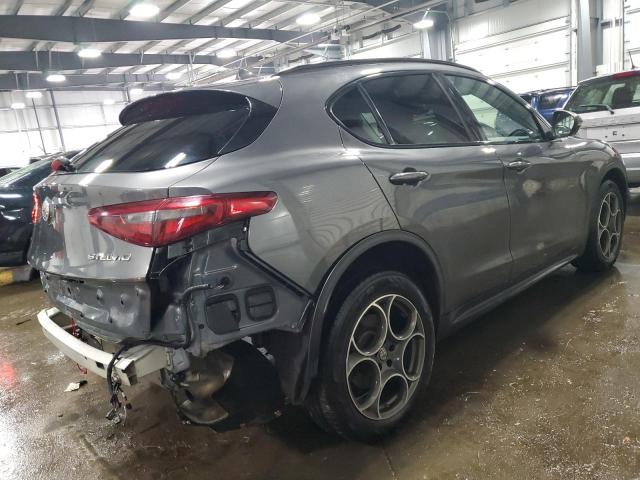 ZASFAKPN3J7B66355 - 2018 ALFA ROMEO STELVIO SPORT Graphit Foto 3