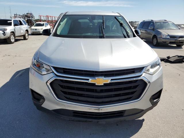 1GNERFKWXKJ251970 - 2019 CHEVROLET TRAVERSE LS SILVER photo 5