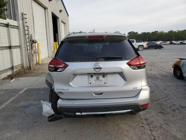 5N1AT2MT6JC782389 - 2018 NISSAN ROGUE S SILVER photo 6