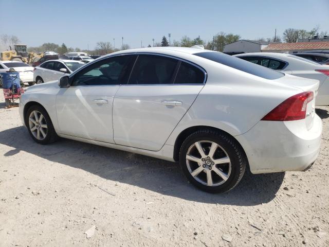 YV126MFK8G2412943 - 2016 VOLVO S60 PREMIER WHITE photo 2