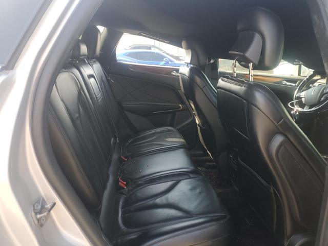 5LMCJ2D93KUL03390 - 2019 LINCOLN MKC SELECT ვერცხლისფერი ფოტო 11