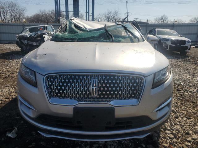 5LMCJ2D93KUL03390 - 2019 LINCOLN MKC SELECT ვერცხლისფერი ფოტო 5