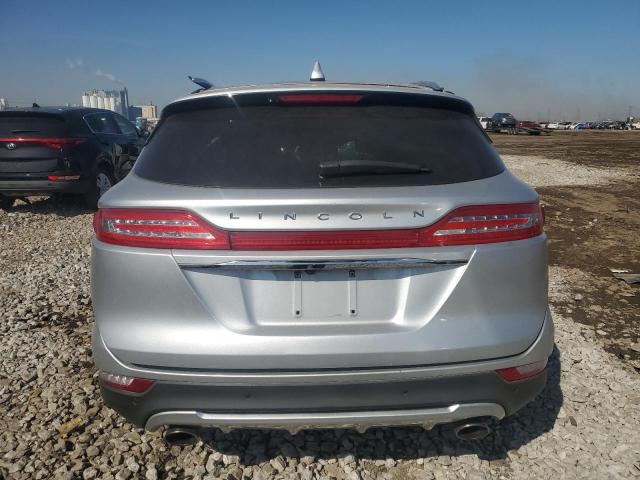 5LMCJ2D93KUL03390 - 2019 LINCOLN MKC SELECT ვერცხლისფერი ფოტო 6