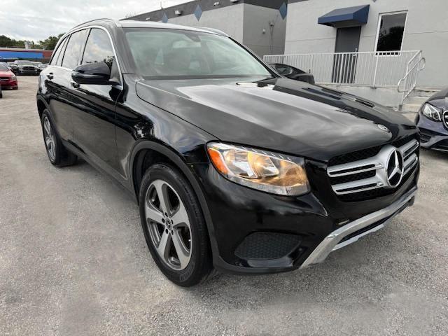 WDC0G4JB6JV017340 - 2018 MERCEDES-BENZ GLC 300 BLACK photo 4