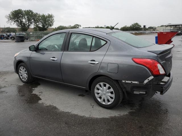 3N1CN7AP9KL870518 - 2019 NISSAN VERSA S GRAY photo 2