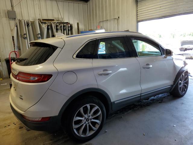 5LMCJ1A99FUJ22976 - 2015 LINCOLN MKC WHITE photo 3