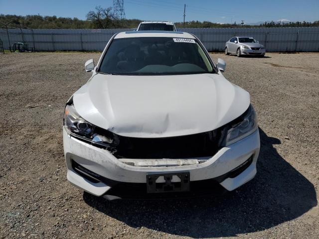 1HGCR2F79HA004851 - 2017 HONDA ACCORD EX WHITE photo 5