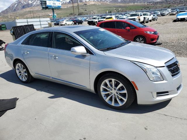 2G61N5S30G9104890 - 2016 CADILLAC XTS LUXURY COLLECTION SILVER photo 4