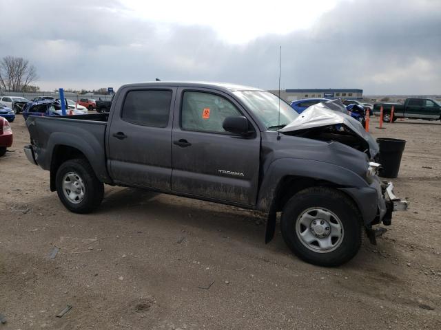 5TFJU4GN8FX090340 - 2015 TOYOTA TACOMA DOUBLE CAB PRERUNNER GRAY photo 4