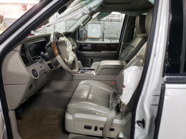 5LMJJ2J53BEJ06643 - 2011 LINCOLN NAVIGATOR 白色 照片 7