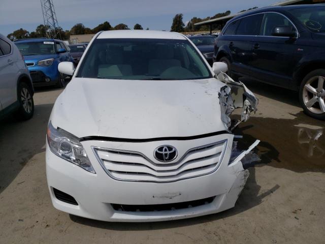 4T4BF3EK3BR151401 - 2011 TOYOTA CAMRY BASE WHITE photo 5