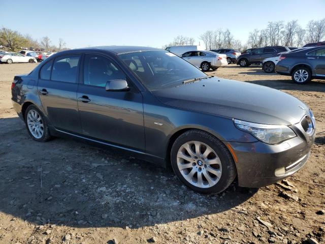 WBANV93508CZ64513 - 2008 BMW 535 XI GRAY photo 4