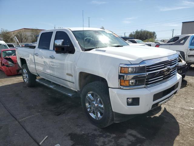 1GC1KXE86GF140440 - 2016 CHEVROLET SILVERADO K2500 HIGH COUNTRY WHITE photo 4