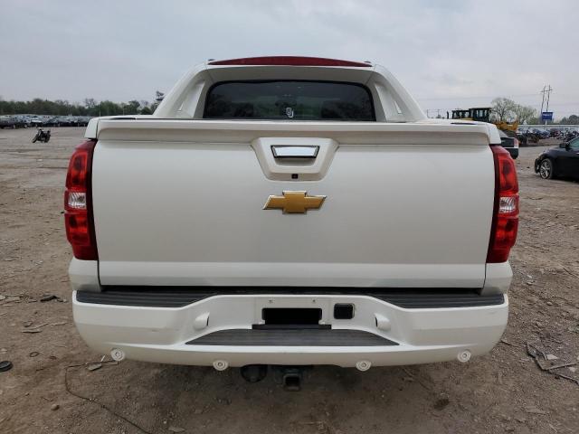 3GNTKGE79DG261898 - 2013 CHEVROLET AVALANCHE LTZ WHITE photo 6