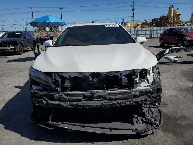 4T1G31AK4PU609389 - 2023 TOYOTA CAMRY SE NIGHT SHADE WHITE photo 5